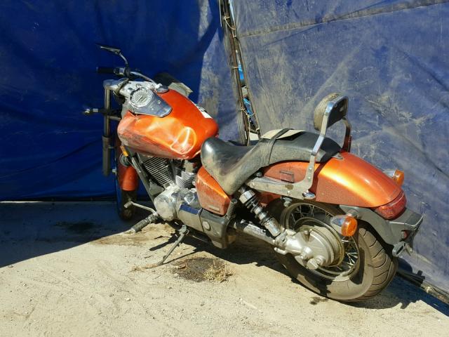 JH2RC5349CK500037 - 2012 HONDA VT750 C2F ORANGE photo 3