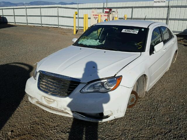 1C3CCBBG9CN321816 - 2012 CHRYSLER 200 TOURIN WHITE photo 2