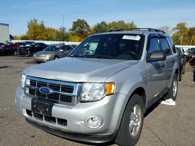 1FMCU03789KC65790 - 2009 FORD ESCAPE XLT GRAY photo 2