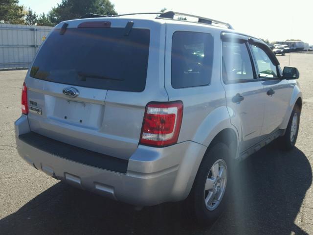 1FMCU03789KC65790 - 2009 FORD ESCAPE XLT GRAY photo 4