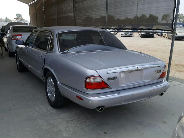 SAJDA23C01LF25337 - 2001 JAGUAR XJ8 L GRAY photo 3