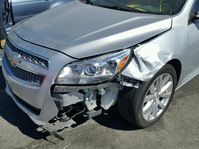 1G11H5SA0DF245778 - 2013 CHEVROLET MALIBU LTZ 银色 照片 9