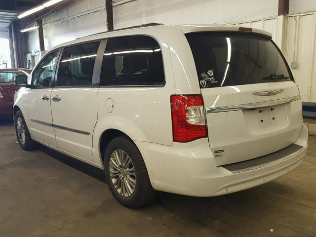 2C4RC1CG7FR711061 - 2015 CHRYSLER TOWN & COU WHITE photo 3