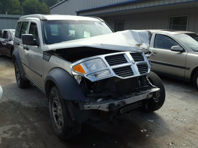 1D8GU28K78W205863 - 2008 DODGE NITRO SXT SILVER photo 1