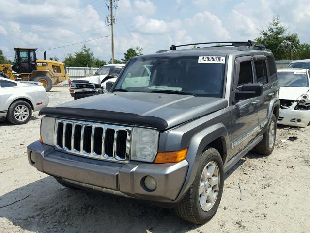 1J8HH58P07C631231 - 2007 JEEP COMMANDER GRAY photo 2