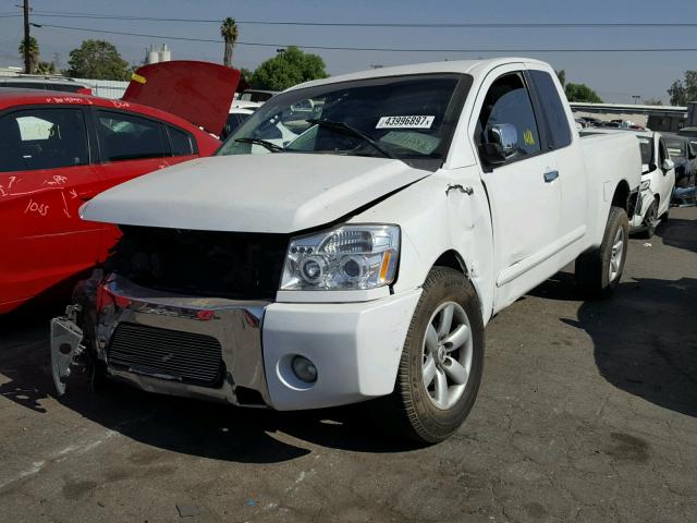 1N6AA06A64N501868 - 2004 NISSAN TITAN XE WHITE photo 2