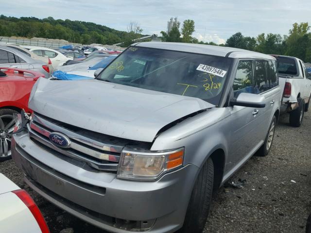 2FMGK5CC5CBD03107 - 2012 FORD FLEX SEL SILVER photo 2