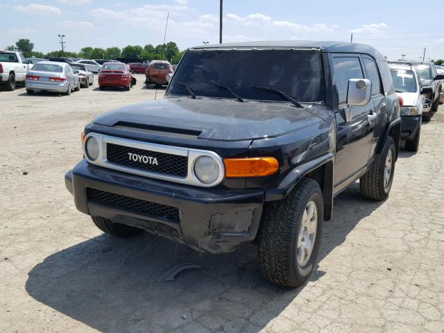 JTEBU11F370079692 - 2007 TOYOTA FJ CRUISER BLACK photo 2