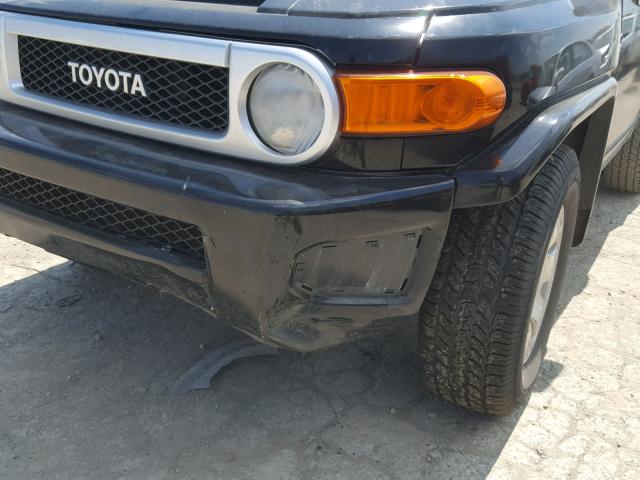 JTEBU11F370079692 - 2007 TOYOTA FJ CRUISER BLACK photo 9