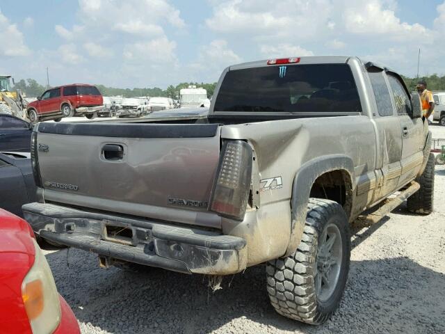 2GCEK19T721159141 - 2002 CHEVROLET SILVERADO GRAY photo 4