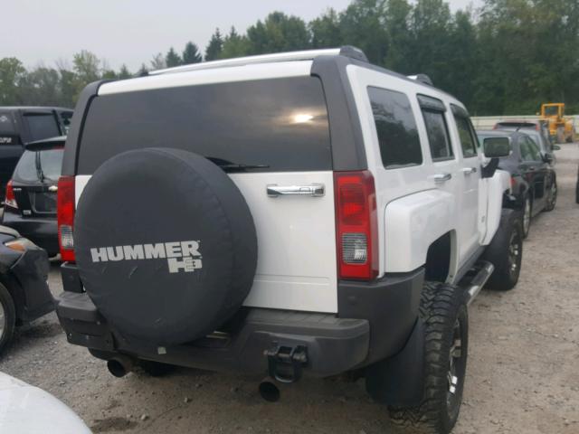 5GTEN43EX88203019 - 2008 HUMMER H3 LUXURY WHITE photo 4