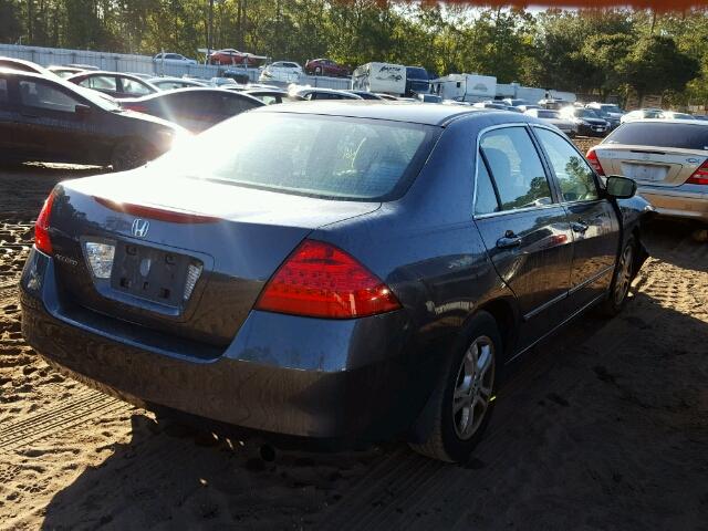 1HGCM56377A173410 - 2007 HONDA ACCORD SE BLUE photo 4