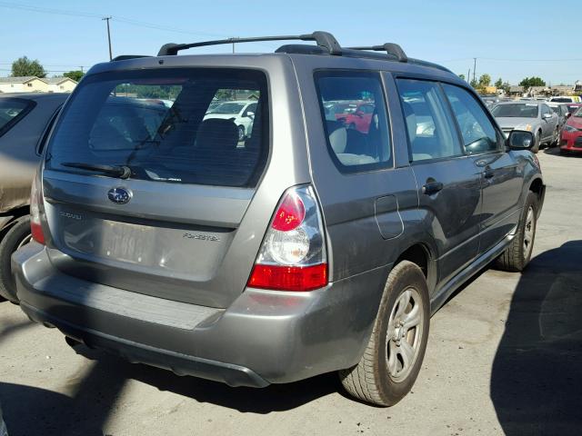 JF1SG63656H707828 - 2006 SUBARU FORESTER 2 GRAY photo 4