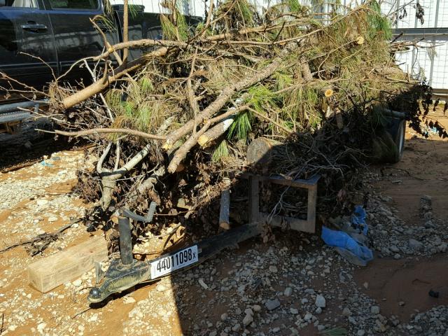 LW1541 - 2012 UTILITY TRAILER BLACK photo 2