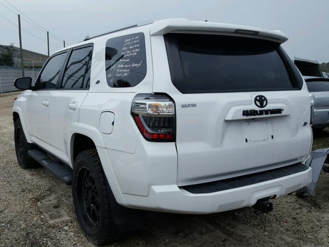 JTEBU5JR4F5225097 - 2015 TOYOTA 4RUNNER SR WHITE photo 3