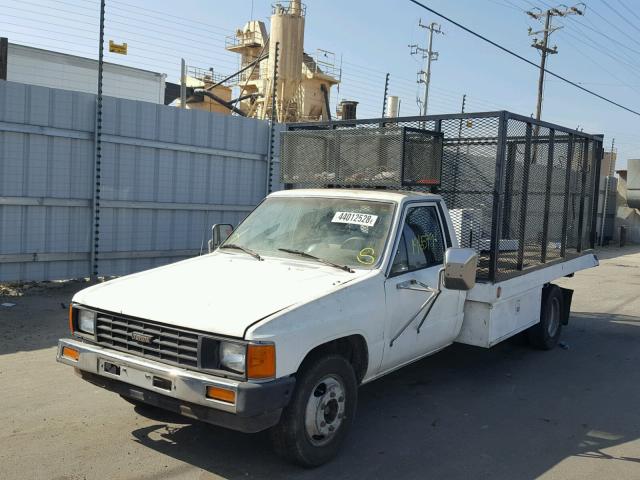 JT5RN75U6H0017163 - 1987 TOYOTA PICKUP CAB WHITE photo 2