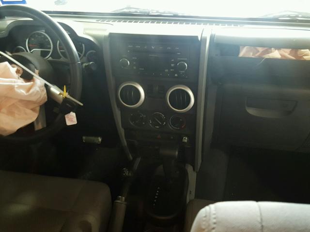 1J4FA54169L717189 - 2009 JEEP WRANGLER S 红色 照片 9