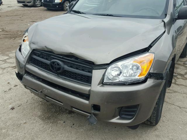 2T3ZF4DV1AW037719 - 2010 TOYOTA RAV4 BROWN photo 9