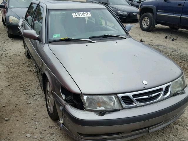 YS3DF58K922029855 - 2002 SAAB 9-3 SE SILVER photo 1