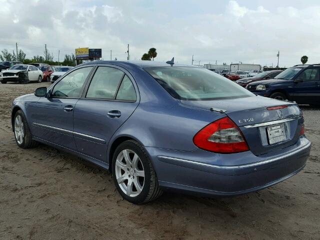 WDBUF56XX7B093026 - 2007 MERCEDES-BENZ E 350 BLUE photo 3