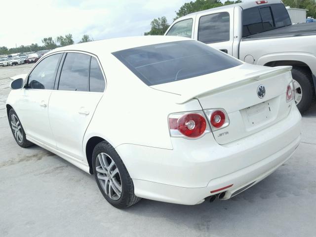 3VWSF71K95M638331 - 2005 VOLKSWAGEN NEW JETTA WHITE photo 3