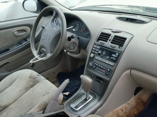 JN1CA31D91T814664 - 2001 NISSAN MAXIMA GXE SILVER photo 9