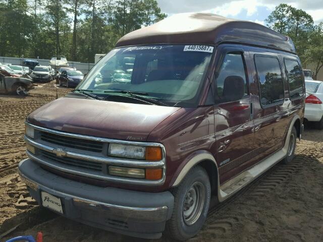 1GBFG15M621148209 - 2002 CHEVROLET EXPRESS G1 BURGUNDY photo 2