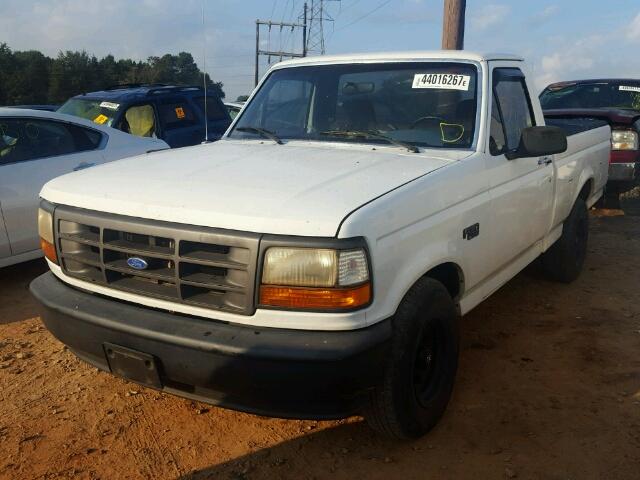 1FTDF15Y2RLB41605 - 1994 FORD F150 WHITE photo 2