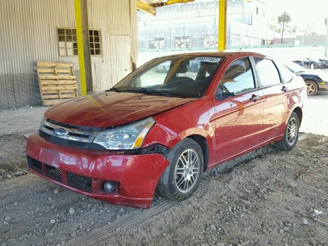 1FAHP3FN5BW150601 - 2011 FORD FOCUS SE RED photo 2