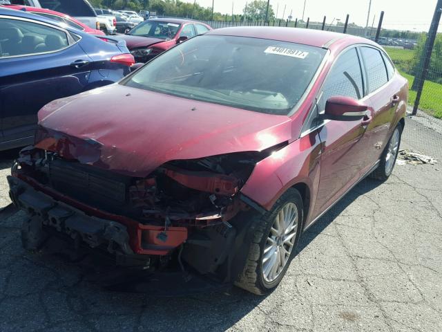 1FADP3J24EL278801 - 2014 FORD FOCUS TITA RED photo 2