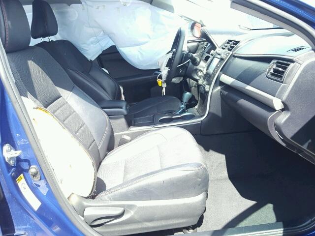 4T1BF1FK3GU609538 - 2016 TOYOTA CAMRY LE 蓝色 照片 5