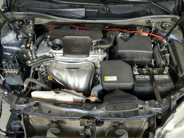 4T4BF1FK7GR557871 - 2016 TOYOTA CAMRY LE ლურჯი ფოტო 7