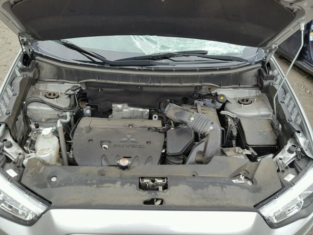 4A4AP3AW0FE059655 - 2015 MITSUBISHI OUTLANDER SILVER photo 7