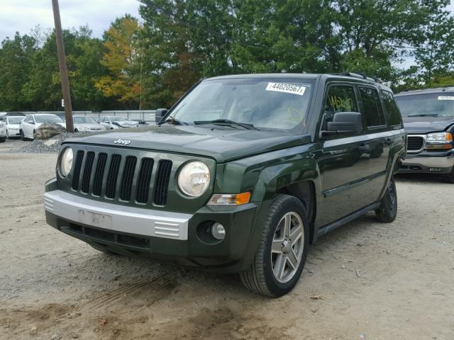 1J8FF48W37D318649 - 2007 JEEP PATRIOT LI GREEN photo 2