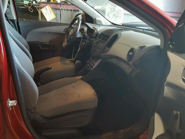 1G1JA5SH9C4164189 - 2012 CHEVROLET SONIC LS MAROON photo 5