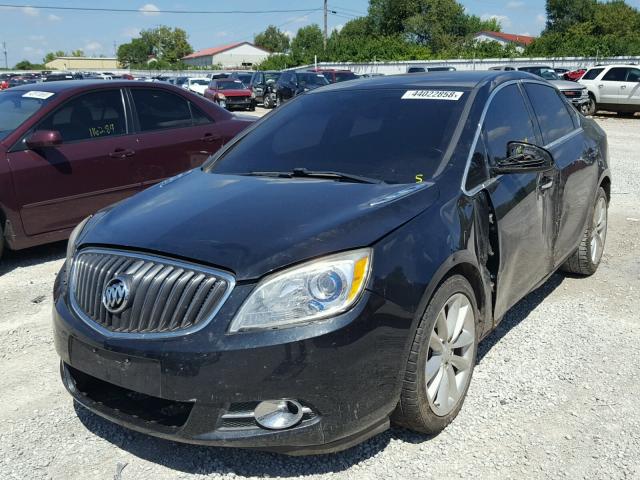 1G4PP5SK1D4138419 - 2013 BUICK VERANO BLACK photo 2