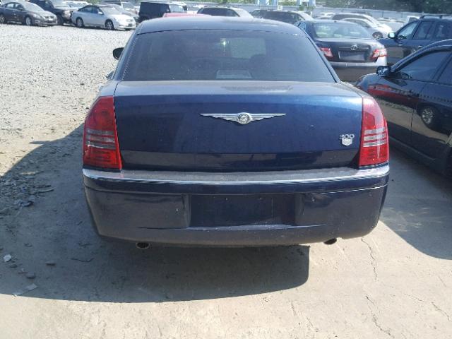 2C3AA63H45H133146 - 2005 CHRYSLER 300C BLUE photo 9