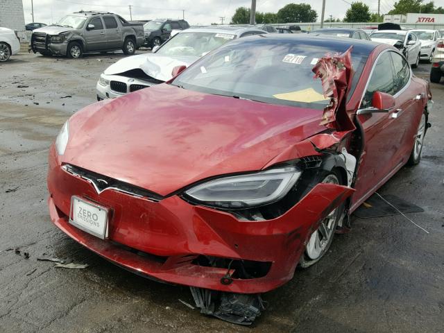 5YJSA1E25HF232337 - 2017 TESLA MODEL S RED photo 2