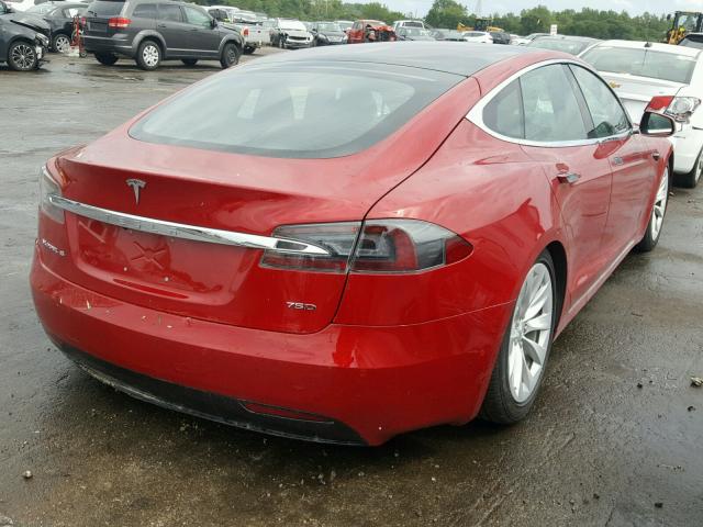 5YJSA1E25HF232337 - 2017 TESLA MODEL S RED photo 4