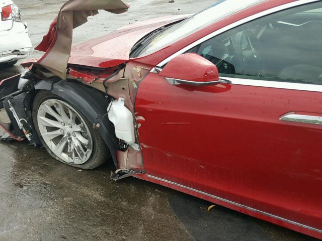 5YJSA1E25HF232337 - 2017 TESLA MODEL S RED photo 9