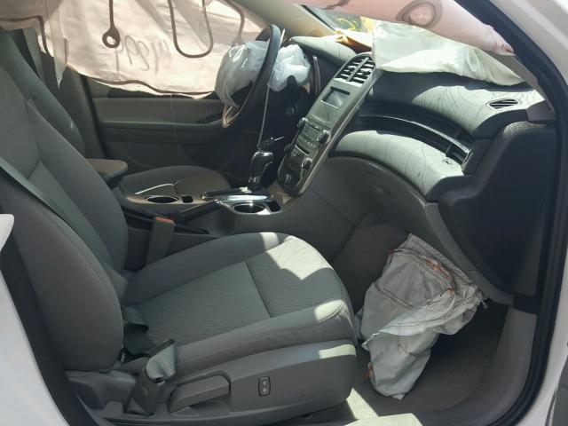 1G11B5SLXFF231957 - 2015 CHEVROLET MALIBU LS WHITE photo 5