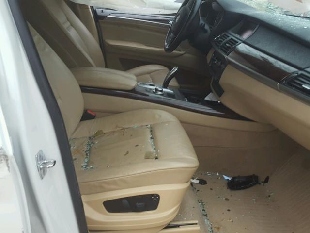 5UXFE43549L270014 - 2009 BMW X5 XDRIVE3 Белый фото 5