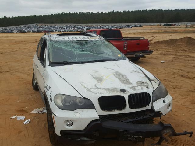 5UXFE43549L270014 - 2009 BMW X5 XDRIVE3 Белый фото 9