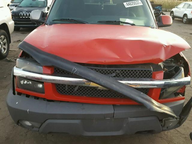 3GNEC13TX2G329061 - 2002 CHEVROLET AVALANCHE RED photo 7