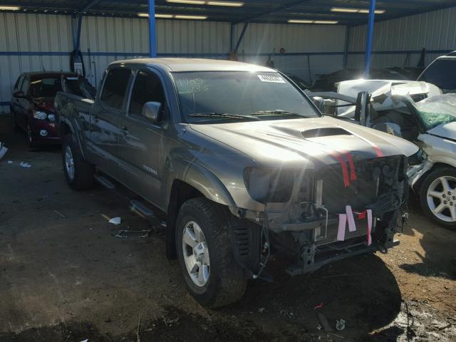 3TMMU52N29M009322 - 2009 TOYOTA TACOMA DOU GRAY photo 1