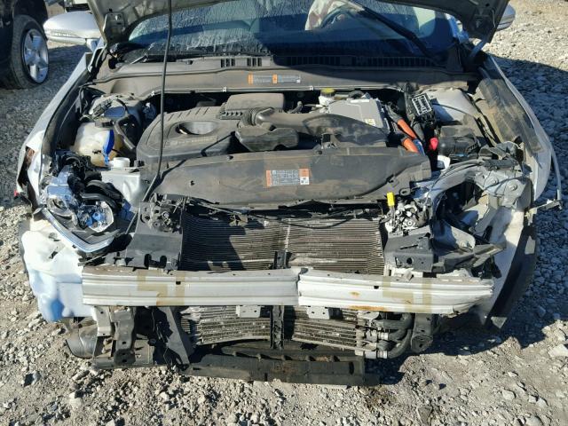 3FA6P0LU8FR301165 - 2015 FORD FUSION SE SILVER photo 7