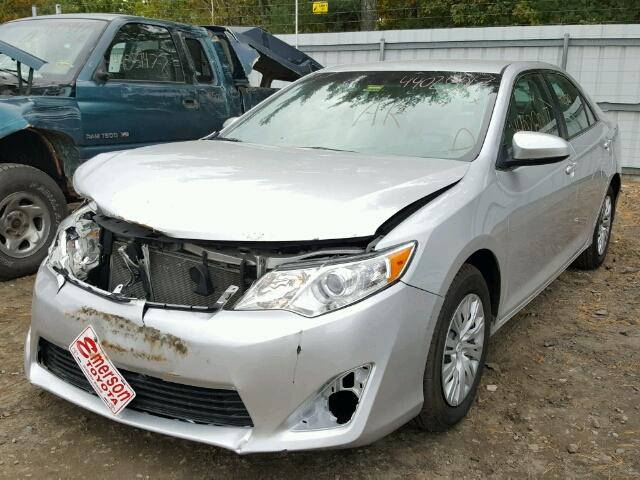 4T4BF1FK3ER426255 - 2014 TOYOTA CAMRY L SILVER photo 2