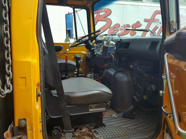 1FDZU90U5SVA34567 - 1995 FORD L-SERIES L YELLOW photo 5