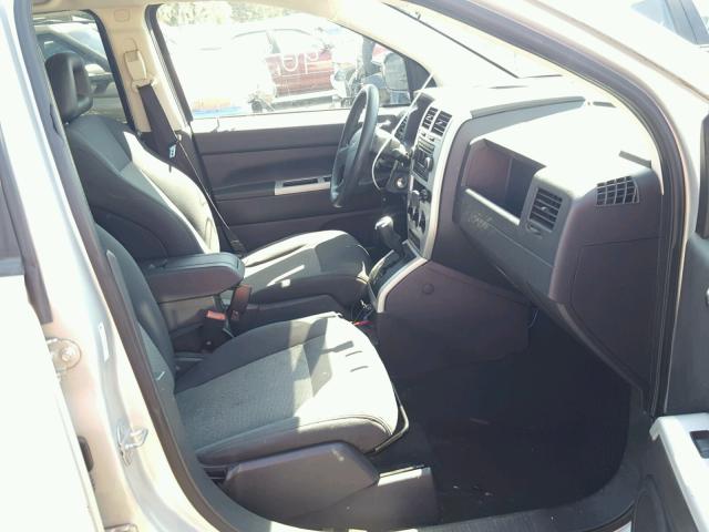 1J8FT47W58D525801 - 2008 JEEP COMPASS SP SILVER photo 5