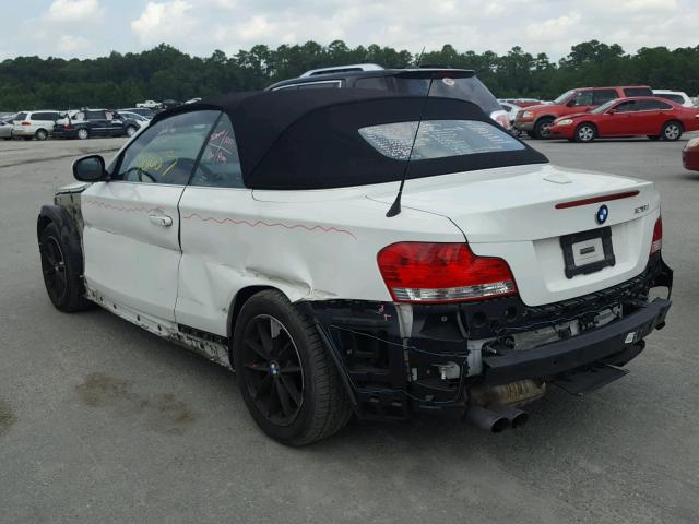 WBAUN1C50AVH81686 - 2010 BMW 128 I WHITE photo 3